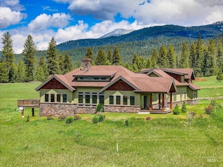3306 Walking Horse Cir, New Meadows, ID 83654