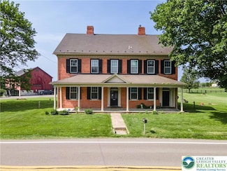3150 Newburg Rd, Nazareth, PA 18064