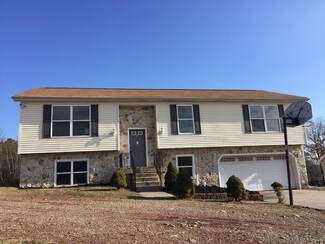 31 Sunset Dr, Hazle Township, PA 18201