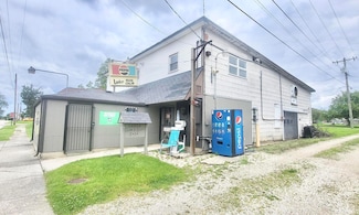 146 W Washington St, Parker City, IN 47368
