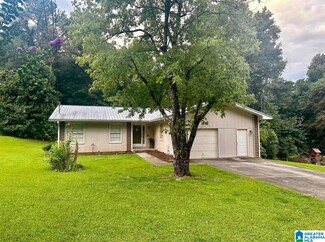 106 Park Ln, Weaver, AL 36277