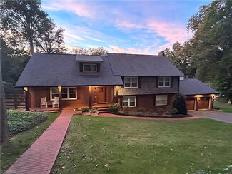 4424 Woodlark Ct, Clemmons, NC 27012