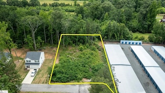106 Heather Glen Ln, Clinton, SC 29325