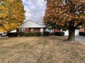 692 Daniels Rd, Nazareth, PA 18064