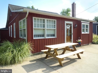1315 Wildwood Beach Rd, Baltimore, MD 21221