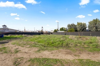 132 Pecos Ave, Modesto, CA 95351