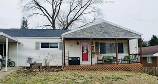 5163 Dawnview Dr, Charleston, WV 25313