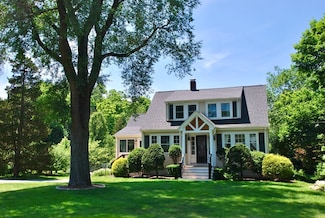 551 Indian Head St, Hanson, MA 02341