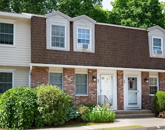 266 Grove St Unit 30, Northampton, MA 01060