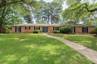 1900 Franklin Dr, Longview, TX 75601