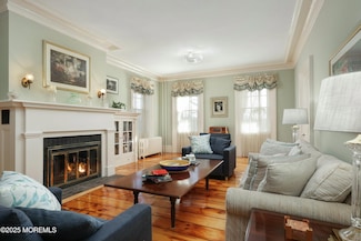 267 Cooper Rd, Red Bank, NJ 07701