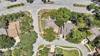 14619 Daybreak Dr, Lutz, FL 33559