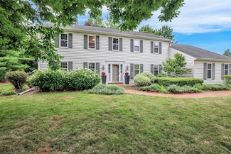 20455 Tennyson Dr, Brookfield, WI 53045