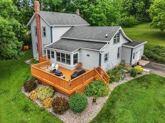 S89W26390 Edgewood Ave, Mukwonago, WI 53149