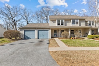 157 Rivers Edge Dr, Burlington, VT 05408