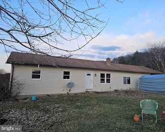 715 Spielman Rd, Berkeley Springs, WV 25411