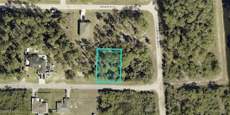 859 Glencoe St E, Lehigh Acres, FL 33974
