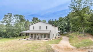 19777 County Road 2152, Troup, TX 75789