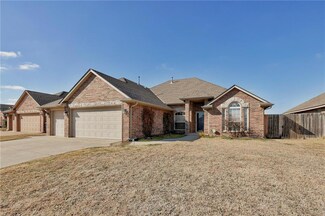 10405 Walnut Hollow Dr, Oklahoma City, OK 73162