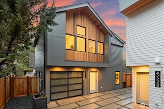 4224 Meridian Ave N, Seattle, WA 98103