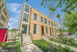 2907 Newark St NW, Washington, DC 20008