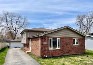 15334 Birch Rd, Markham, IL 60428