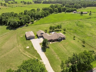 19253 Highway 16, Siloam Springs, AR 72761