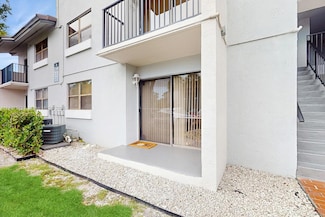 7180 NW 179th St Unit 105, Hialeah, FL 33015