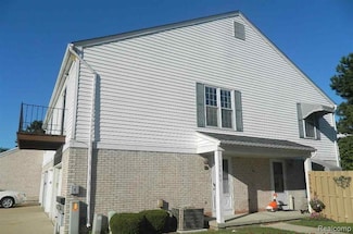 35565 Stillmeadow Ln Unit 56, Clinton Township, MI 48035