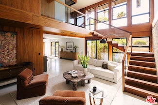5523 Tuxedo Terrace, Los Angeles, CA 90068
