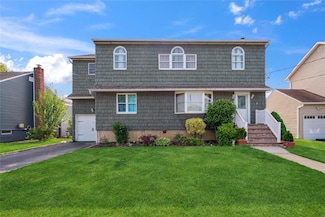 117 Ocean Ave, Massapequa Park, NY 11762