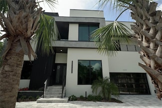 3207 S Manhattan Ave, Tampa, FL 33629
