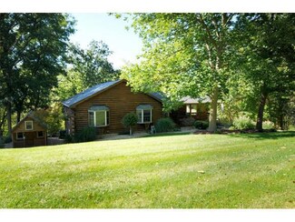 1481 Sandamont Dr, Lawrenceburg, IN 47025