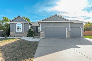 11009 W Hadden Cir, Wichita, KS 67215