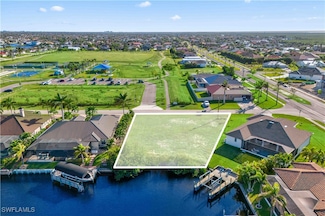 2719 SW 43rd Terrace, Cape Coral, FL 33914