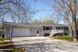 808 Truesdale Ave, Manvel, ND 58256