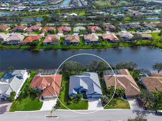 2905 Seasons Blvd, Sarasota, FL 34240