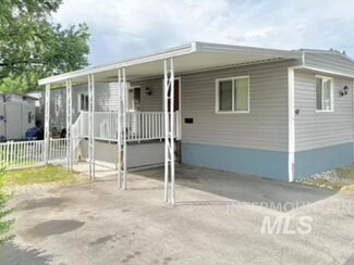 2401 S Owyhee St Unit 62, Boise, ID 83705