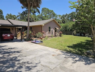 402 8th St SW, Ruskin, FL 33570