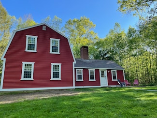 127 Burbank Rd, Ellington, CT 06029