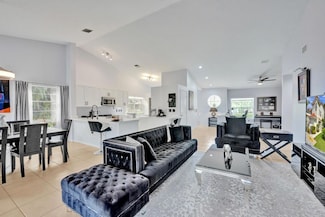 7669 Springwater Place Unit 202, Boynton Beach, FL 33437