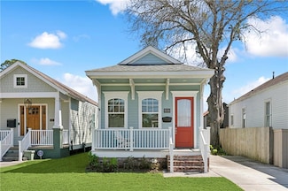 816 Monroe St, Gretna, LA 70053
