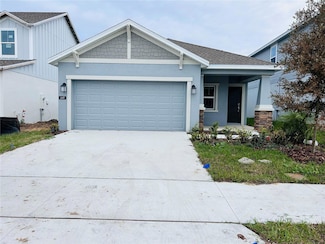649 Trotters Dr, Eagle Lake, FL 33839