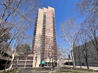 2510 Grand Blvd Unit 3001, Kansas City, MO 64108