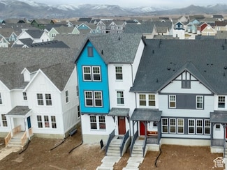 6773 S Jordan Pkwy W Unit 331, South Jordan, UT 84009