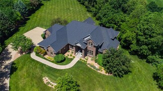 7108 NW 95th Ct, Johnston, IA 50131