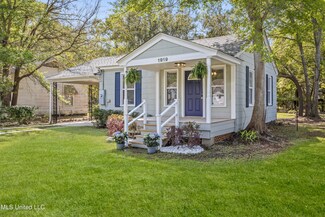 1919 10th St, Pascagoula, MS 39567