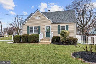 3 Krueger Ln, Trenton, NJ 08620