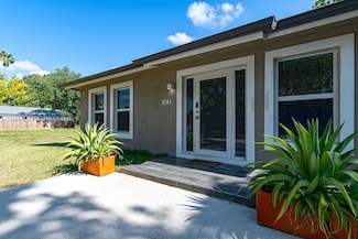1081 NE 132nd St, North Miami, FL 33161