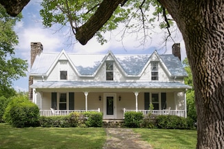4923 Blue Creek Rd, Lynnville, TN 38472